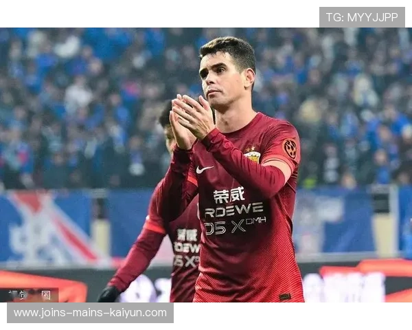 奥斯卡合约问题激起球迷不满：退役金争议爆发