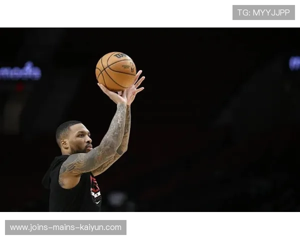 利拉德三分如神,密尔沃基上演惊天逆袭 利拉德三分如神,密尔沃基上演惊天逆袭